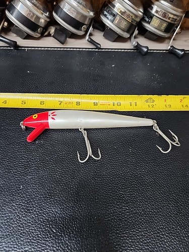 Cordell red fin lure - fin,